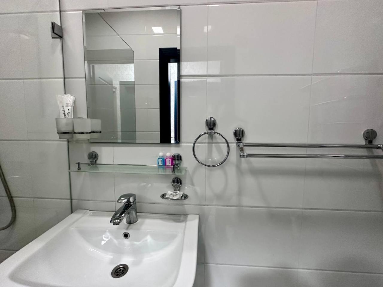 Izza Palace Hotel 150Mbs Wifi Taşkent Dış mekan fotoğraf