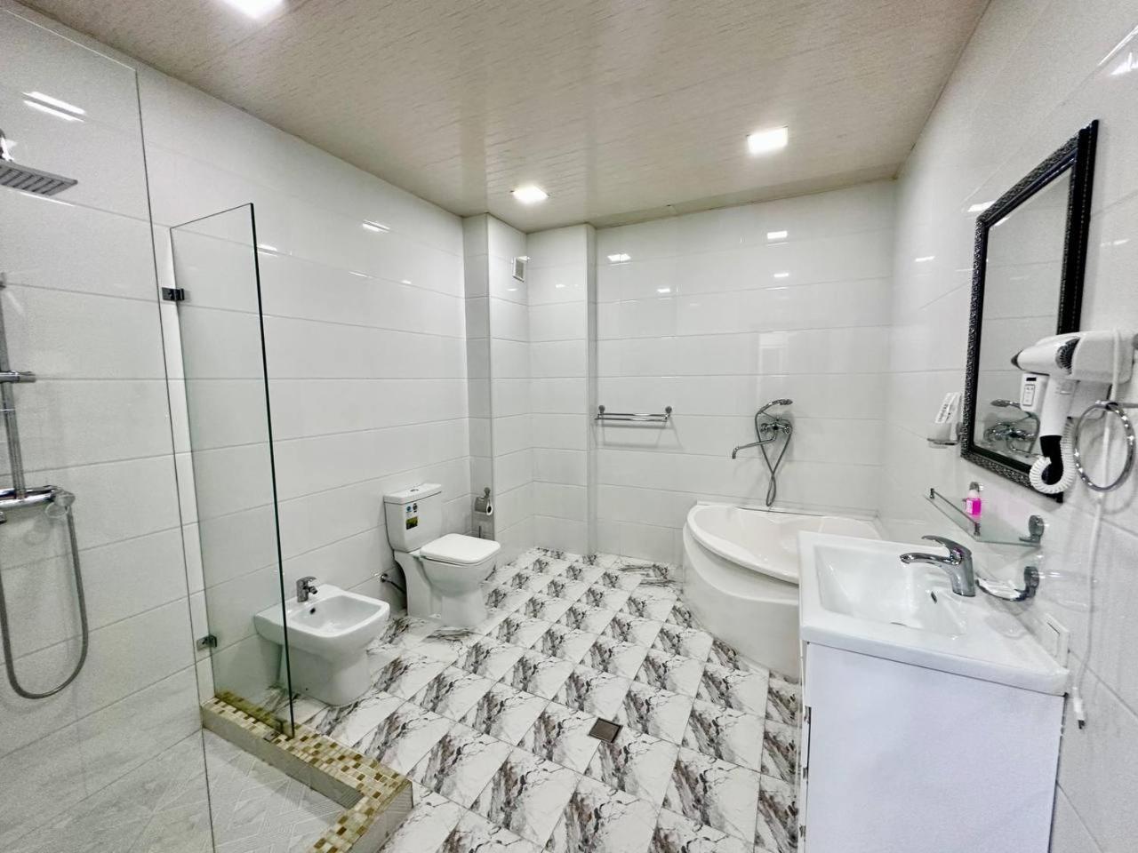 Izza Palace Hotel 150Mbs Wifi Taşkent Dış mekan fotoğraf